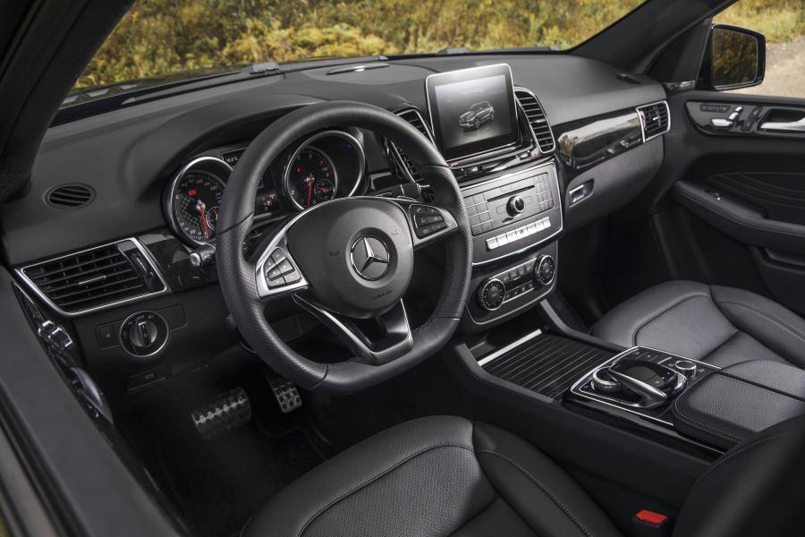  Mercedes-AMG GLE43 4Matic 2016 года  (NA) (фото 15 из 30)